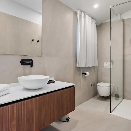 Almissum - Luxury 11-bedroom 두기라트