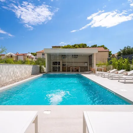 Almissum - Luxury 11-bedroom 빌라 *