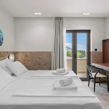 Almissum - Luxury 11-bedroom Dugi Rat