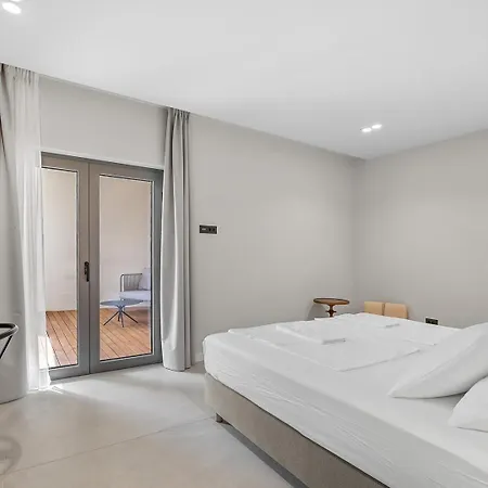 Almissum - Luxury 11-bedroom Villa *