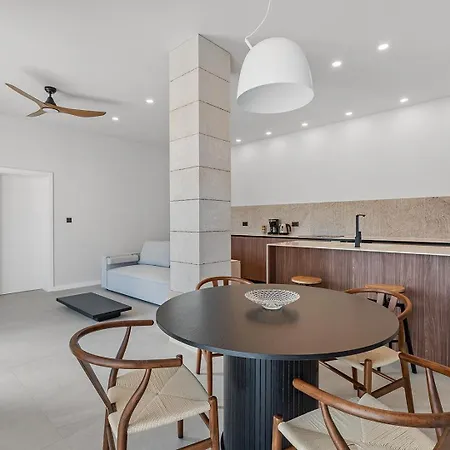 Almissum - Luxury 11-bedroom